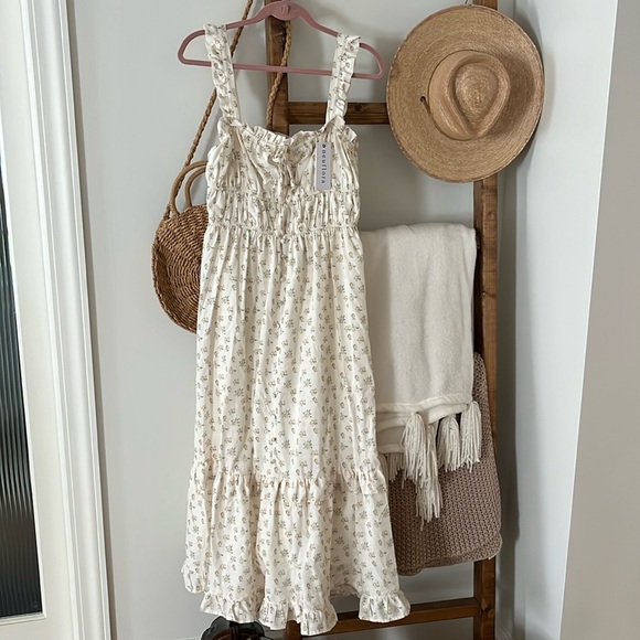 Neuflora Dresses & Skirts - Neuflora Malia Dress